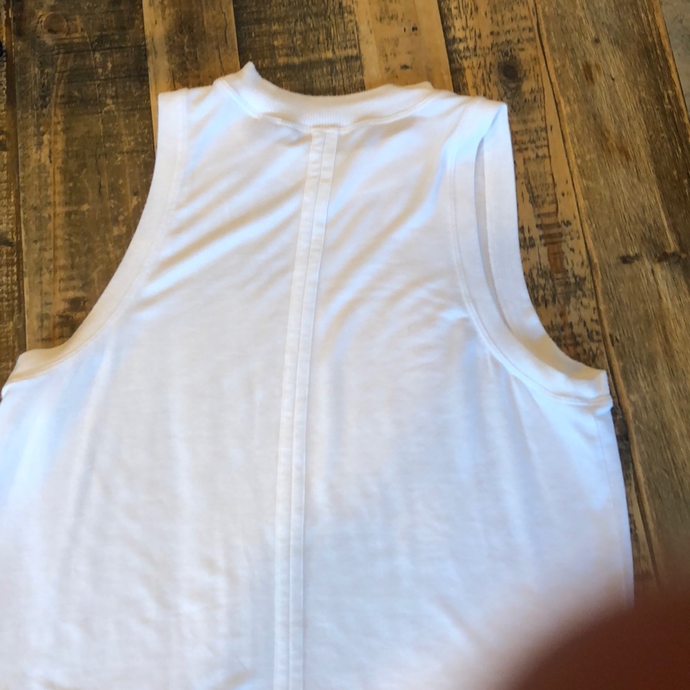 Shirt - Picture 2 of 2